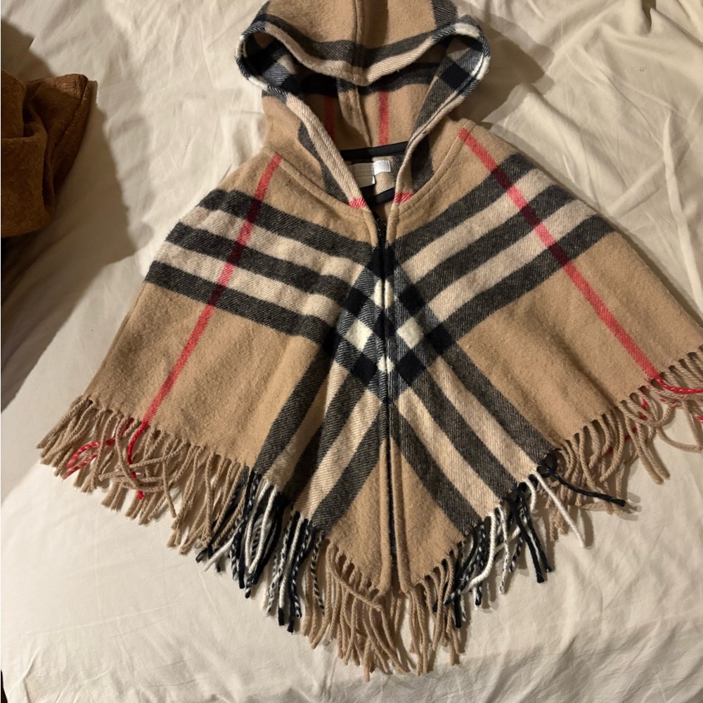 Burberry children’s cape